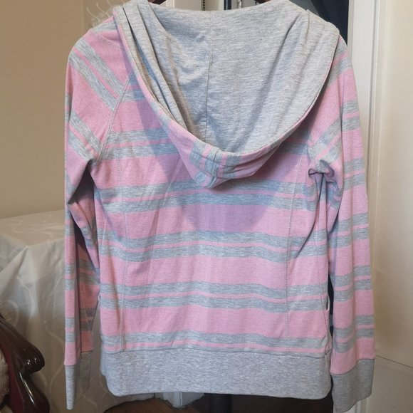 3/$20 Colours of the World pink and grey hoodie - Picture 8 of 8